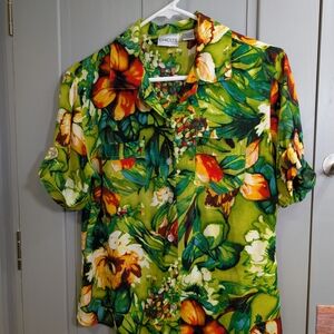 Chico's Green Floral Women's Top